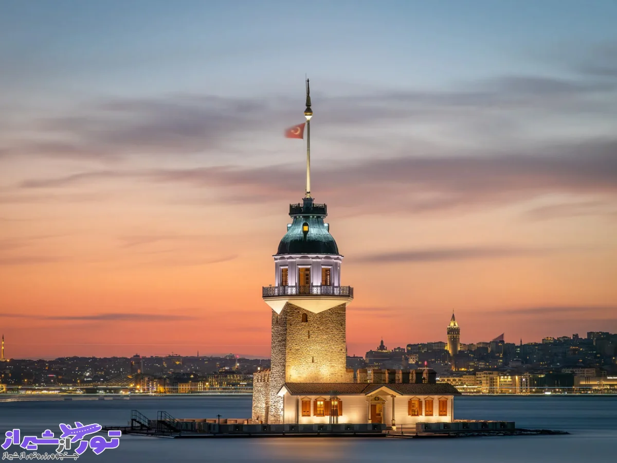 برج دختر استانبول، تماشای شهر از بنایی هزارساله