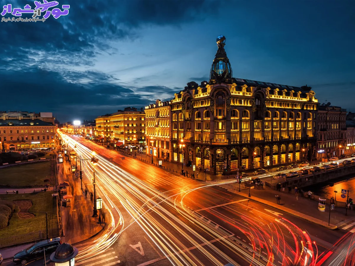 خیابان نوسکی سن پترزبورگ خیابان اصلی این شهر و شناخته شده ترین خیابان روسیه