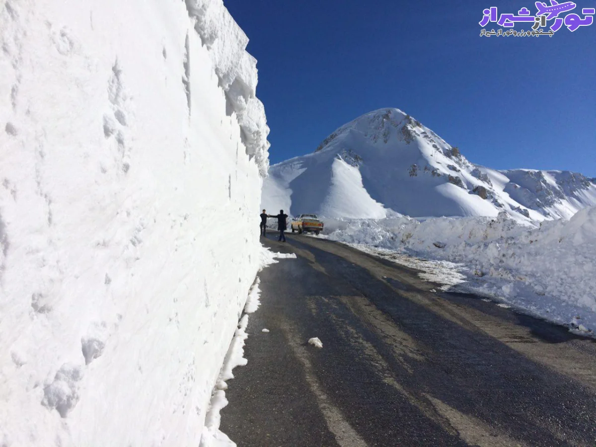 گردنه ژالانه، در مسیر ارتباطی مریوان به سنندج